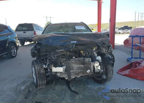 2019 Jeep Compass Latitude Fwd z USA, uszkodzony, nr VIN 3C4NJCBB7KT788977